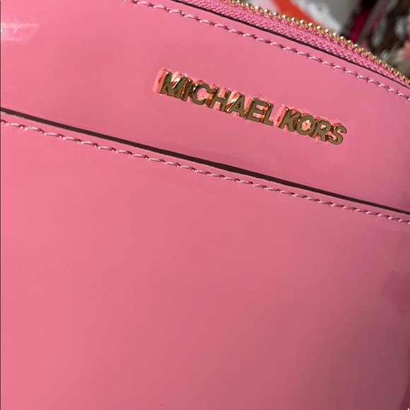 Michael Kors cross body purse!! - Picture 3 of 6